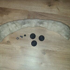 Vintage 1940'2 50's Large Coat Buttons & Mink Collar From a MCM Coat Wonderful!